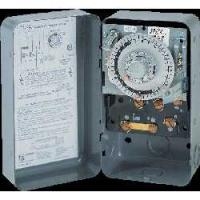 8141-20 8141-20 Paragon Controls Defrost Time Clock. 208/240V. 2 from PARAG